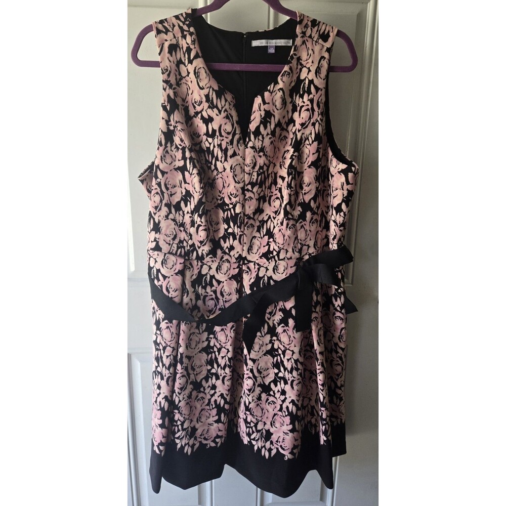 Women’s Luxe By Carmen Marc Valvo Size 18W Pink Rose Dress